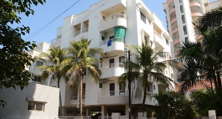 Shikhar Service Apartments, Vadodara 1